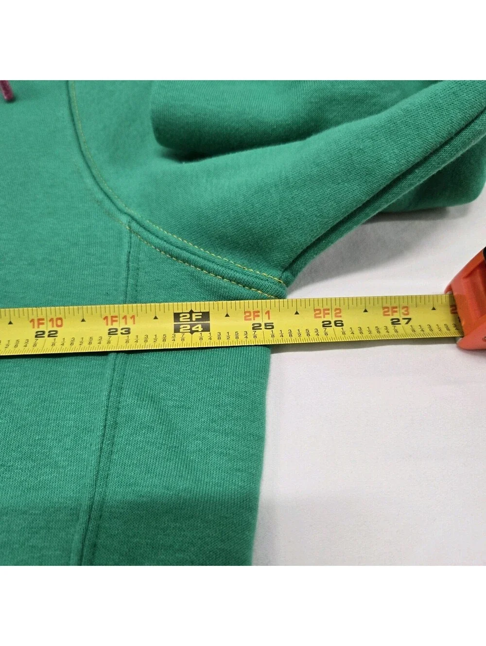 Size LARGE Men's Nike Club Fleece Familia Hoodie Stadium Green 2 Sided Graphic